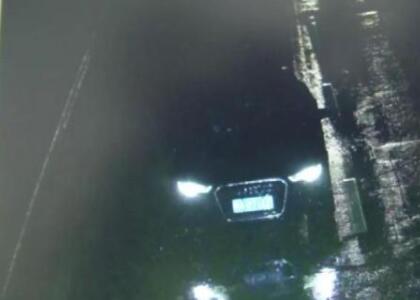 奇葩！西安男子1副假車牌套7輛車，竟是為了省停車費(fèi)！